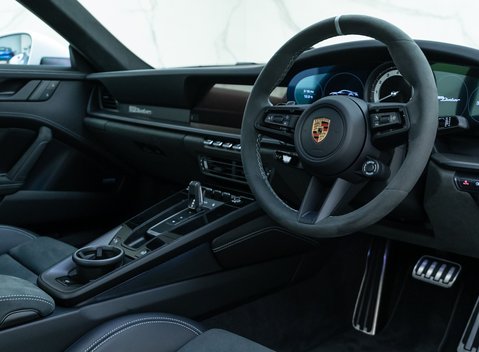 Porsche 911 Dakar 10