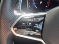Volkswagen T-Roc R-LINE TSI DSG 39