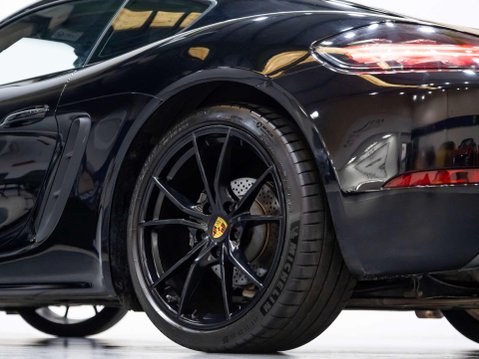 Porsche 718 Cayman 2.0T Coupe GPF 2dr Petrol PDK Euro 6 (s/s) (300 ps) 68