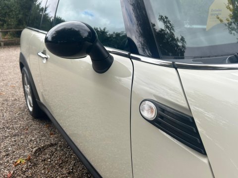 Mini Clubman 1.6 Cooper Estate 5dr Petrol Steptronic Euro 4 (120 ps) 35