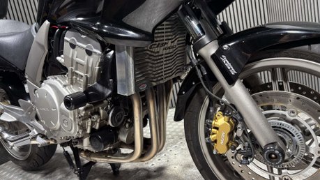 Honda CB 2010 ONLY 30K FUEL EXHAUSTS FULL LUGGAGE 1000CC TOURER 21