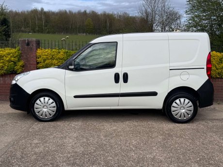 Vauxhall Combo 1.2 Combo 2300 CDTi S/S 9
