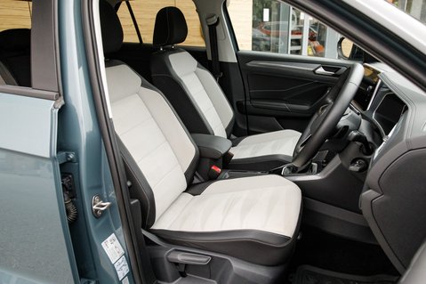 Volkswagen T-Roc STYLE TSI DSG 30