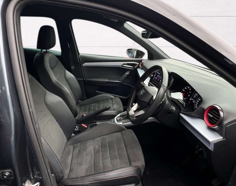SEAT Arona 1.0 Arona FR Edition TSI Semi-Auto 5dr 9