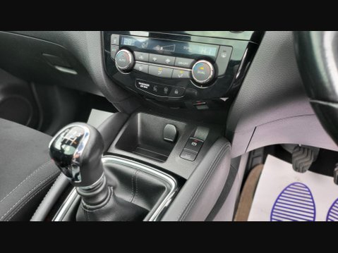 Nissan Qashqai N-CONNECTA DIG-T 11