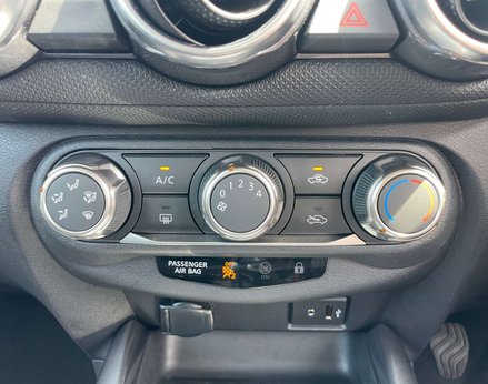 Nissan Juke 1.0 Juke Visia DiG-T 5dr 37