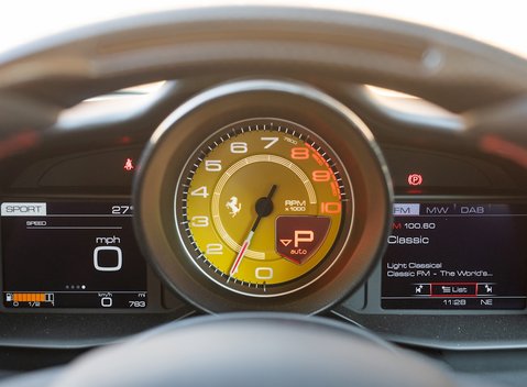 Ferrari 488 Spider 18