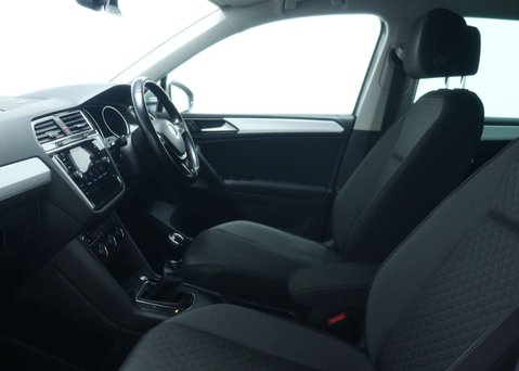 Volkswagen Tiguan 1.4 TSI SE Navigation SUV 5dr Petrol Manual Euro 6 (s/s) (150 ps) 47