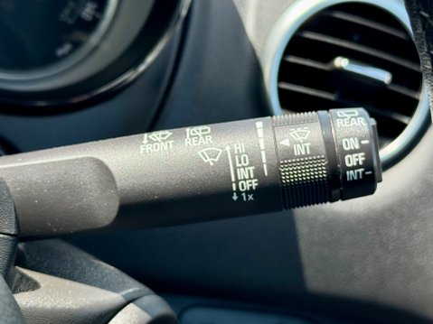 Vauxhall Meriva TECH LINE 27