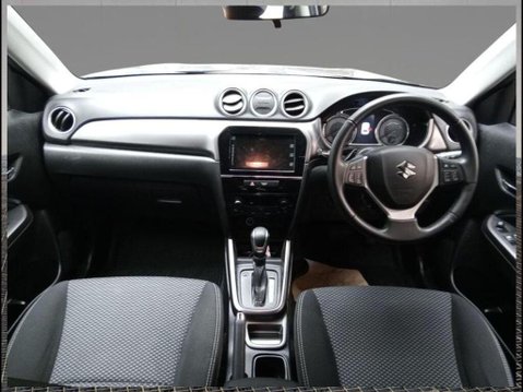 Suzuki Vitara SZ-T 3