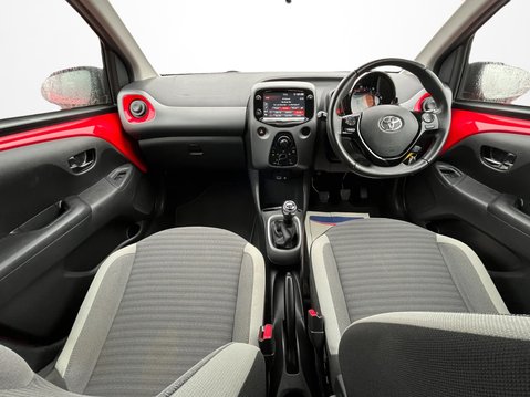 Toyota Aygo 1.0 VVT-i X-Play 5dr 16
