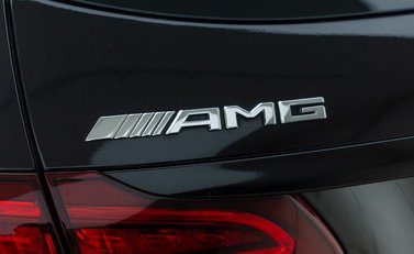 Mercedes-Benz C Class AMG C 63 ESTATE 30