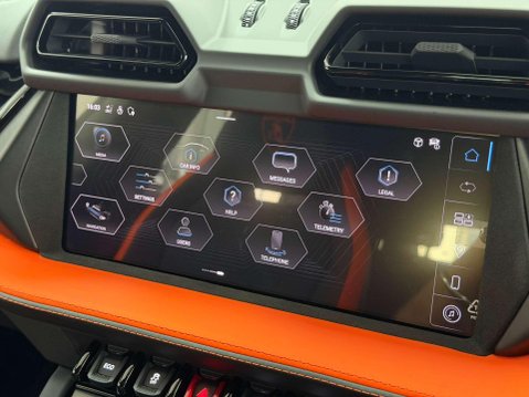 Lamborghini Urus 4.0 V8 BiTurbo 25.9kWh SE SUV 5dr Petrol Plug-in Hybrid Auto 4WD Euro 6 (80 73