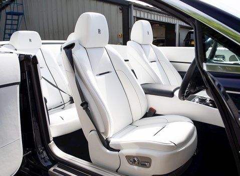 Rolls-Royce Dawn 14