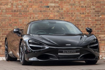 McLaren 720S 