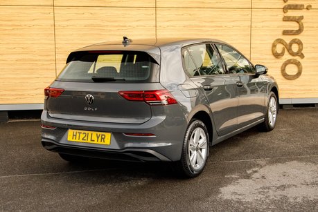 Volkswagen Golf LIFE TSI