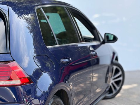 Volkswagen Golf 1.5 Golf R-Line TSi Evo 5dr 29