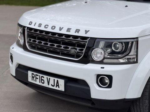 Land Rover Discovery 3.0 Discovery Graphite SDV6 Auto 4WD 5dr 35