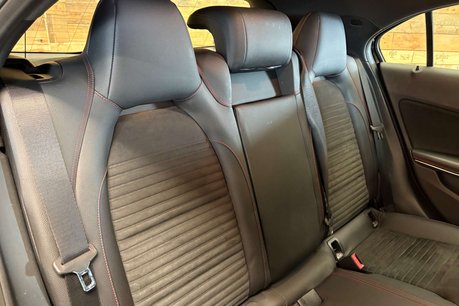 Mercedes-Benz A Class 1.6 A160 AMG Line (Executive) Hatchback 5dr Petrol 7G-DCT Euro 6 (s/s) (102 78