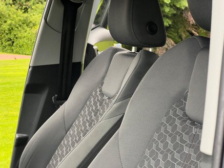 Audi A1 SPORTBACK TFSI TECHNIK 6