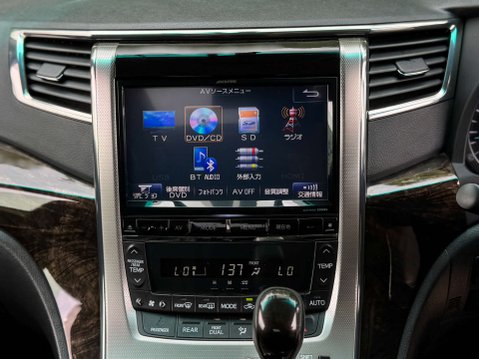 Toyota Vellfire G Edition V6 Sunroof 53