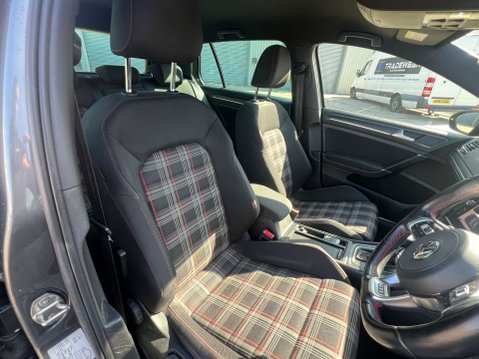 Volkswagen Golf 2.0 Golf GTi Performance TSi Semi-Automatic 5dr - NATIONAL DELIVERY* 7