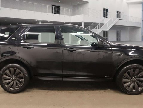 Land Rover Discovery Sport 2.0 Discovery Sport R-Dynamic SE D Auto 4WD 5dr 5