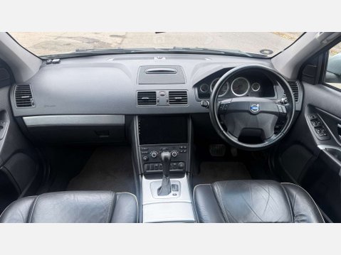 Volvo XC90 2.4 XC90 SE Luxury AWD D5 Auto 4WD 5dr 7