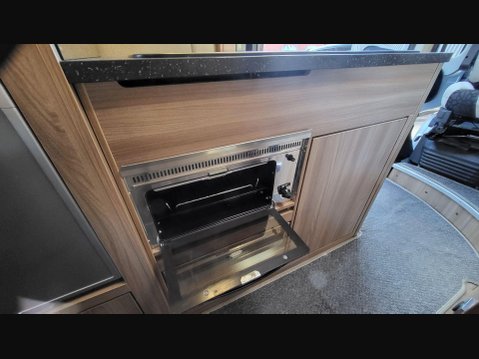Swift Swift SELECT 164 39
