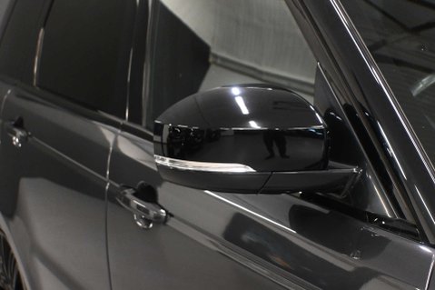 Land Rover Range Rover Sport 3.0 Range Rover Sport HSE Dynamic Black D MHEV Auto 4WD 5dr 63