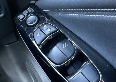 Nissan Juke PREMIERE EDITION 25