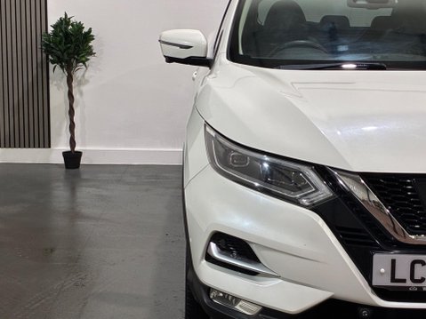 Nissan Qashqai 1.5 dCi Tekna Euro 6 (s/s) 5dr 8