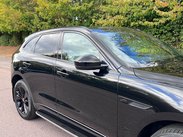 Jaguar F-Pace 2.0 D200 MHEV R-Dynamic Black Auto AWD Euro 6 (s/s) 5dr 18