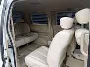 Nissan Elgrand AUTECH 21