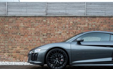 Audi R8 V10 Plus 25