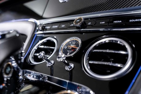 Bentley Continental GTC V8. MULLINER SPEC. DYNAMIC RIDE. ROTATING DISPLAY. CARBON INTERIOR. 49