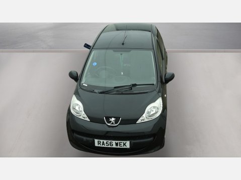Peugeot 107 URBAN 2-TRONIC 7
