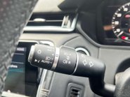 Land Rover Range Rover Velar 3.0 Range Rover Velar R-Dynamic HSE D300 Auto 4WD 5dr 23