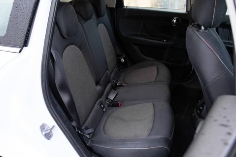 Mini Countryman COOPER CLASSIC 35