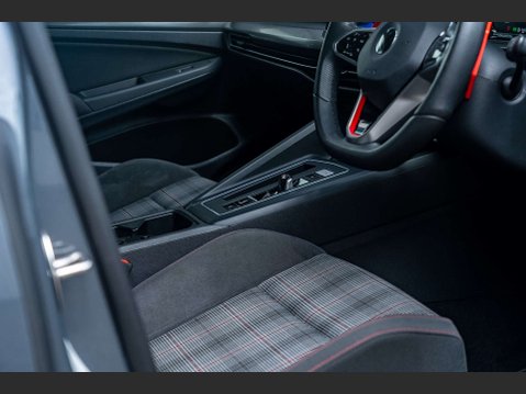 Volkswagen Golf 2.0 Golf GTi TSi Semi-Auto 5dr 16