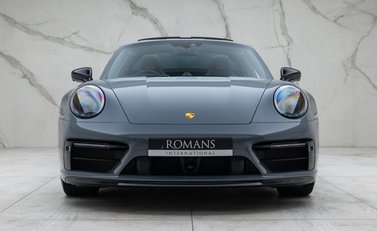 Porsche 911 Targa 4 GTS (992) 10