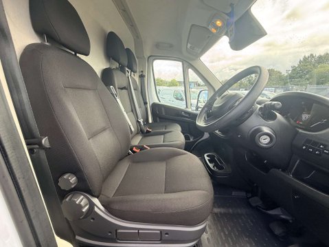 Peugeot Boxer 2.2 Boxer 35 Professional L3H2 5dr 16