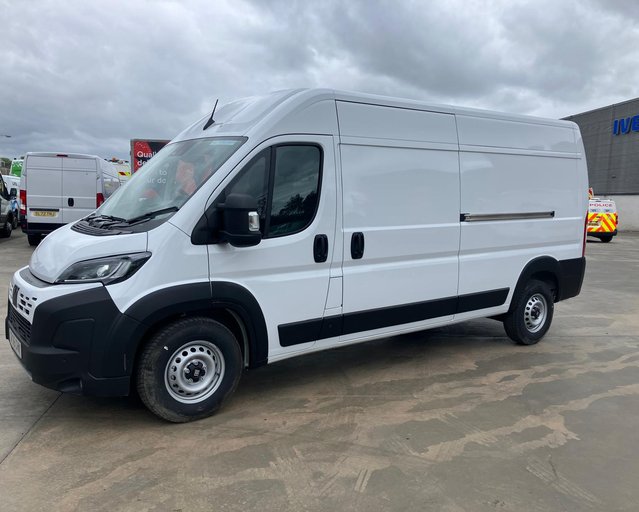 Fiat Ducato 35 L3H2 STANDARD Panel Van *pre-reg*