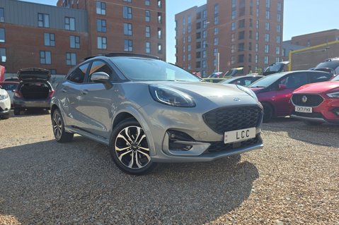 Ford Puma ST-LINE MHEV..1 FORMER KEEPER, 5 SERVICE.GLASS SUNROOF ,SAT NAV. 2