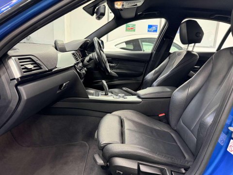 BMW 3 Series 2.0 330e 7.6kWh M Sport Saloon 4dr Petrol Plug-in Hybrid Auto Euro 6 (s/s) 37