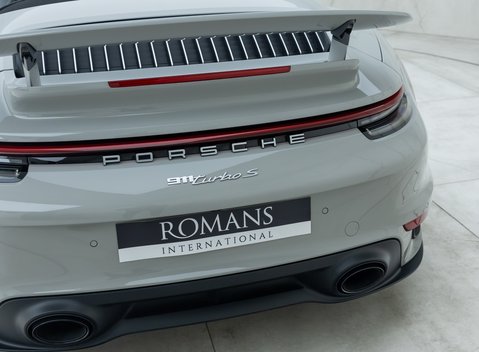 Porsche 911 Turbo S Cabriolet (992) 39