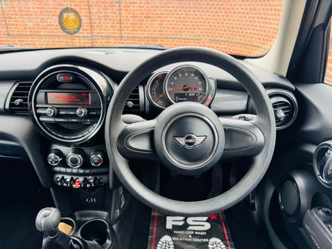 Mini Hatch 1.5 Cooper Hatchback 5dr Petrol Manual Euro 6 (s/s) (136 ps) 17