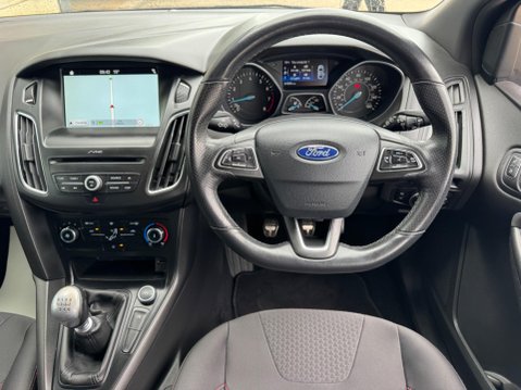Ford Focus 1.0T EcoBoost ST-Line Euro 6 (s/s) 5dr 2