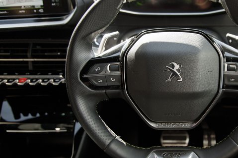 Peugeot 208 PURETECH GT S/S 19