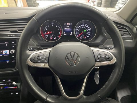Volkswagen Tiguan LIFE TSI DSG 15